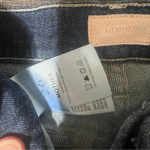 MOTHER Insider Crop Step Fray Jeans in Clean Sweep Wash Medium Blue / Whiskered - Picture 9 of 10